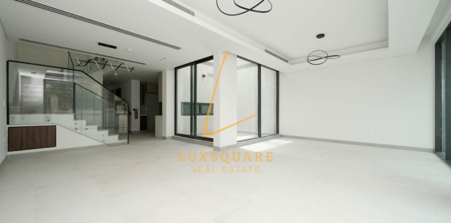 Maison de ville à Al Furjan, Dubai, 4 chambres, 672 m², № 100477