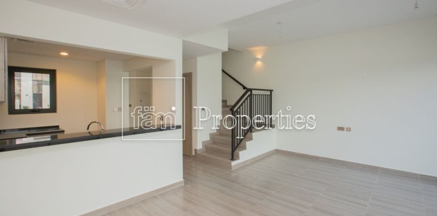 Townhouse in Dubai 3 bedrooms, 149.9 sq.m. № 111267