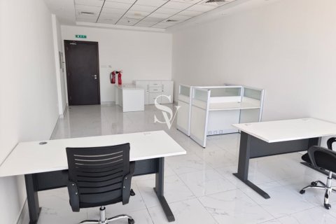 Снять в аренду офис в B2B Tower, Бизнес-Бэй, Дубай: 41м², № 111186 - фото 7