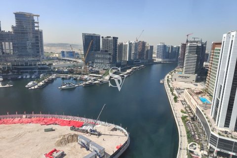 Снять в аренду офис в B2B Tower, Бизнес-Бэй, Дубай: 41м², № 111186 - фото 3