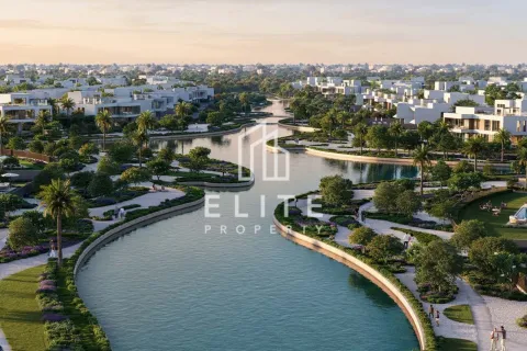Villa en Dubai, 5 dormitorios, 753 m², № 142322 - foto 2