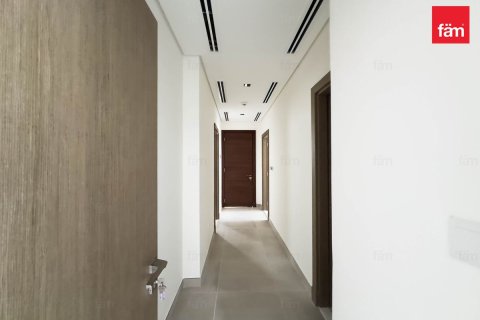 Villa in Dubai 4 bedrooms, 570 sq.m. № 23589 - photo 20