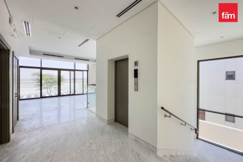 Villa in Dubai 4 bedrooms, 570 sq.m. № 23589 - photo 26