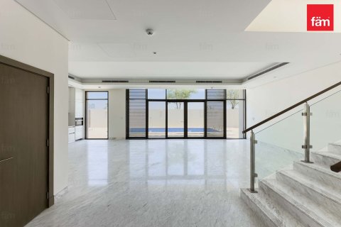 Villa in Dubai 4 bedrooms, 570 sq.m. № 23589 - photo 10