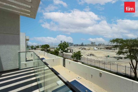 Villa in Dubai 4 bedrooms, 570 sq.m. № 23589 - photo 5