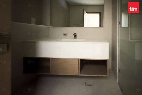 Villa in Dubai 4 bedrooms, 570 sq.m. № 23589 - photo 2