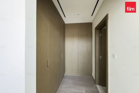 Villa in Dubai 4 bedrooms, 570 sq.m. № 23589 - photo 7