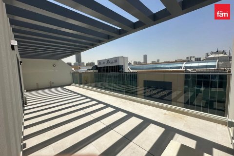 Apartment in Dubai 2 bedrooms, 161.3 sq.m. № 23588 - photo 2