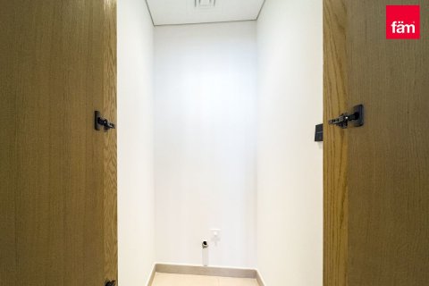 Apartment in Business Bay, Dubai 3 bedrooms, 119.9 sq.m. № 23597 - photo 10
