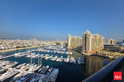 Снять в аренду квартиру в Пальме Джумейре, Дубай: 3 спальни, 211.8м², № 71878 - фото 14