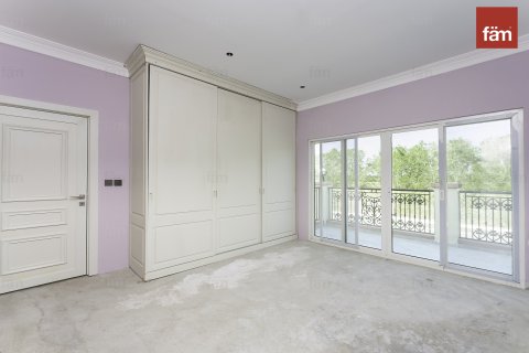 Купить виллу в Дубае: 5 спален, 634.4м², № 71866 - фото 13