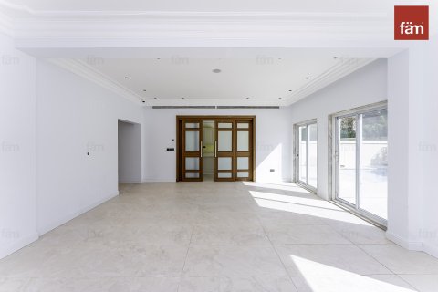 Купить виллу в Дубае: 5 спален, 634.4м², № 71866 - фото 6