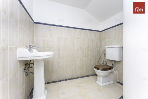 Купить виллу в Дубае: 5 спален, 634.4м², № 71866 - фото 16