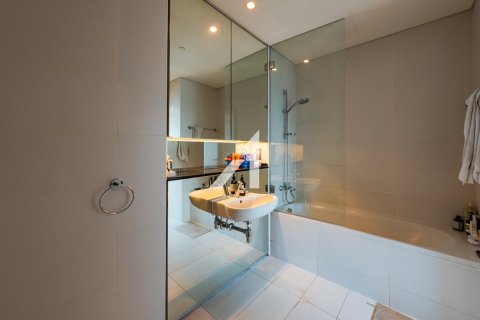 Apartment in DIFC, Dubai 1 bedroom, 83 sq.m. № 101443 - photo 7