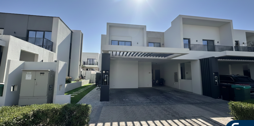 تاون هاوس في EMAAR South, Dubai South (Dubai World Central), دبي 4 غرف نوم, 225 م² رقم 98512