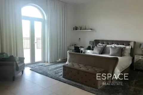 Villa à Legacy Nova Villas, Jumeirah Park, Dubai, 4 chambres, 455 m², № 62229 - photo 11