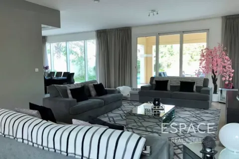 Villa à Legacy Nova Villas, Jumeirah Park, Dubai, 4 chambres, 455 m², № 62229 - photo 3