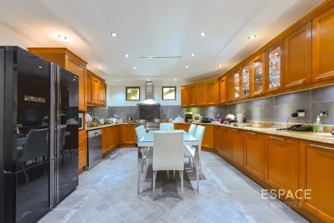 Villa à Palm Jumeirah, Dubai, 4 chambres, 465 m², № 62228 - photo 5