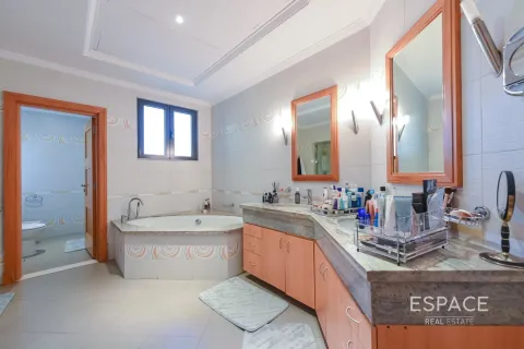 Villa à Palm Jumeirah, Dubai, 4 chambres, 465 m², № 62228 - photo 10