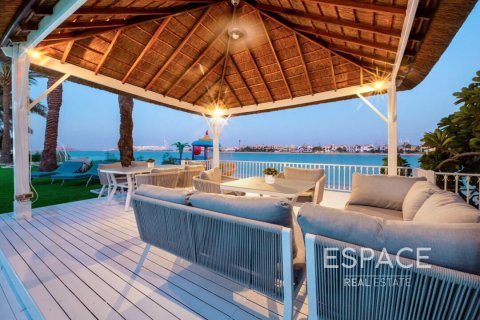 Villa à Palm Jumeirah, Dubai, 5 chambres, 650 m², № 62226 - photo 2