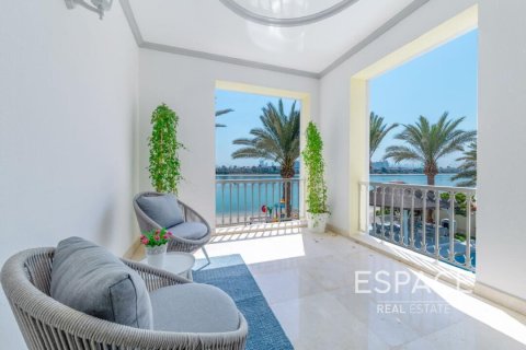 Villa à Palm Jumeirah, Dubai, 5 chambres, 650 m², № 62226 - photo 16