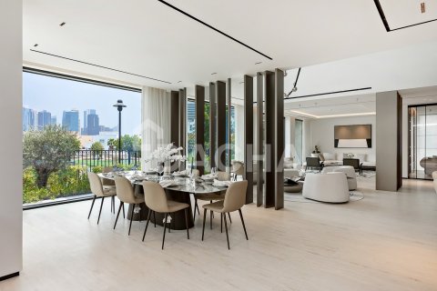Villa in Jumeirah Islands, Dubai 5 bedrooms, 571 sq.m. № 135302 - photo 24