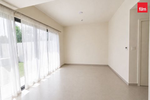 Villa in Dubai 3 bedrooms, 180 sq.m. № 135311 - photo 14