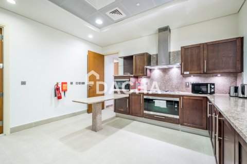 Appartement à The Crescent, Palm Jumeirah, Dubai, 2 chambres, 257 m², № 135301 - photo 25