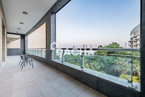 Appartement à The Crescent, Palm Jumeirah, Dubai, 2 chambres, 257 m², № 135301
