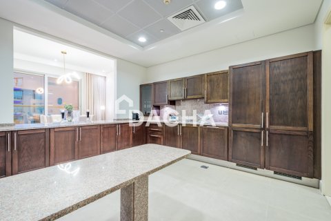 Appartement à The Crescent, Palm Jumeirah, Dubai, 2 chambres, 257 m², № 135301 - photo 21