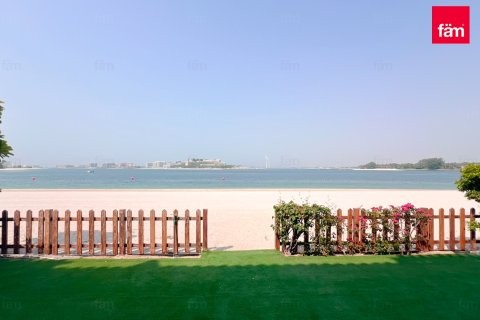 Villa à Palm Jumeirah, Dubai, 5 chambres, 270.9 m², № 135309 - photo 5