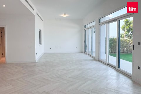 Villa à Palm Jumeirah, Dubai, 5 chambres, 270.9 m², № 135309 - photo 17