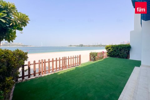 Villa à Palm Jumeirah, Dubai, 5 chambres, 270.9 m², № 135309 - photo 7