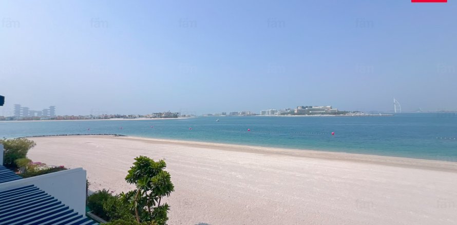 Villa à Palm Jumeirah, Dubai, 5 chambres, 270.9 m², № 135309