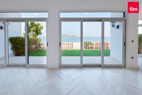 Villa à Palm Jumeirah, Dubai, 5 chambres, 270.9 m², № 135309 - photo 18