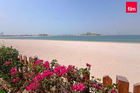 Villa à Palm Jumeirah, Dubai, 5 chambres, 270.9 m², № 135309 - photo 6