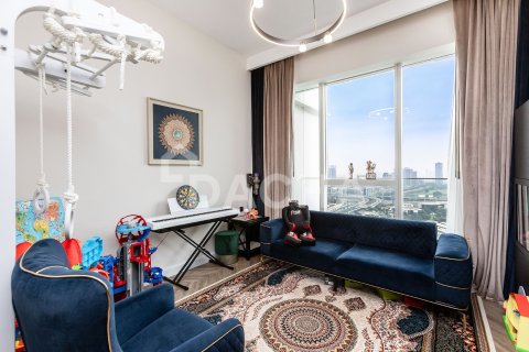 Apartment in Dubai Media City, Dubai 2 bedrooms, 142 sq.m. № 141402 - photo 15