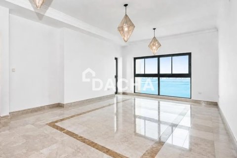 Apartment in The Fairmont Palm Residences, Palm Jumeirah, Dubai 2 bedrooms, 163 sq.m. № 141403 - photo 3