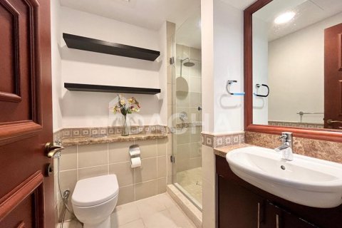Apartment in Golden Mile, Palm Jumeirah, Dubai 2 bedrooms, 166 sq.m. № 141410 - photo 15