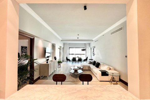 Apartment in Golden Mile, Palm Jumeirah, Dubai 2 bedrooms, 166 sq.m. № 141410 - photo 2