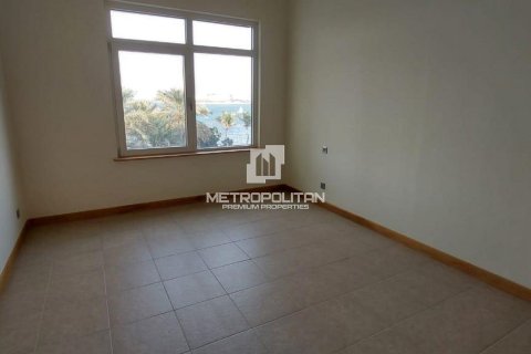Apartment in Shoreline Apartments, Palm Jumeirah, Dubai 2 bedrooms, 186 sq.m. № 8702 - photo 8