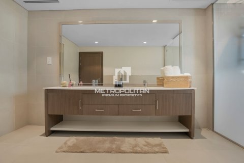 Villa in La Mer, Jumeirah, Dubai 5 bedrooms, 617 sq.m. № 8701 - photo 20