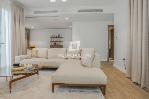 Villa in La Mer, Jumeirah, Dubai 5 bedrooms, 617 sq.m. № 8701 - photo 14