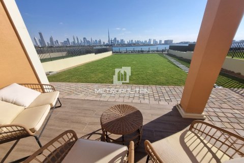 Villa in La Mer, Jumeirah, Dubai 5 bedrooms, 617 sq.m. № 8701 - photo 28