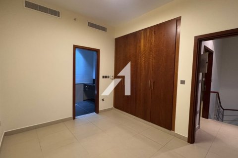 Apartment in Central Park Tower, DIFC, Dubai 2 bedrooms, 184.5 sq.m. № 53814 - photo 5
