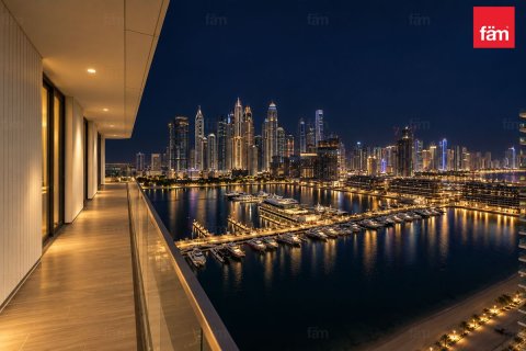 Купить квартиру в Dubai Harbour, Дубай: 3 спальни, 178.2м², № 141941 - фото 4
