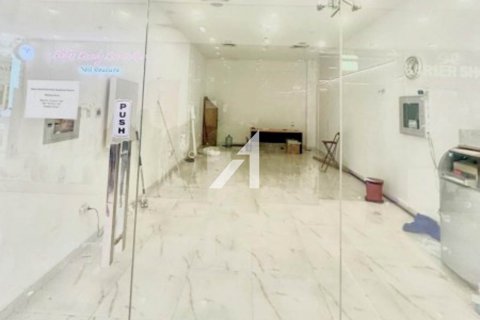 Shop in Dubai 38.1 sq.m. № 69067 - photo 3