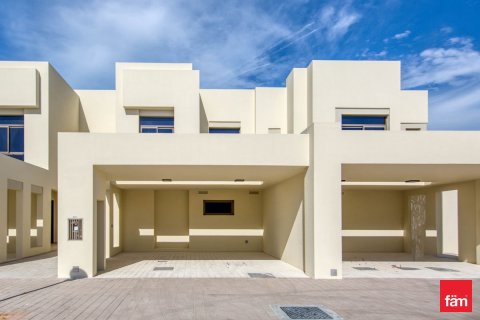 Adosado en Town Square, Dubai, 3 dormitorios, 187.9 m², № 69599 - foto 2