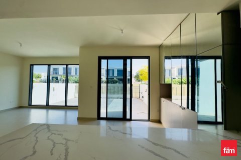 Villa à Dubai Hills Estate, Dubai, 4 chambres, 210.4 m², № 69600 - photo 5