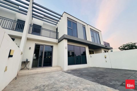 Villa à Dubai Hills Estate, Dubai, 4 chambres, 210.4 m², № 69600 - photo 9